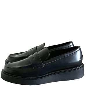 H&M NEW Vegan Leather Low Platform Penny Loafers In Black Small Flaw Size 38/7